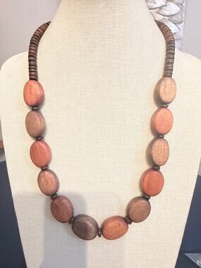 Vintage 25” Oval Wood Bead Claspless Necklace